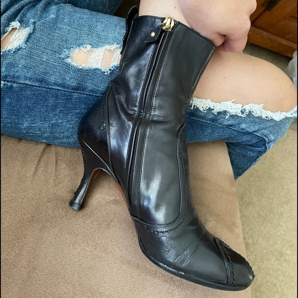 LOUIS VUITTON LV Leather Ankle Booties Black 34 - Picture 2 of 10